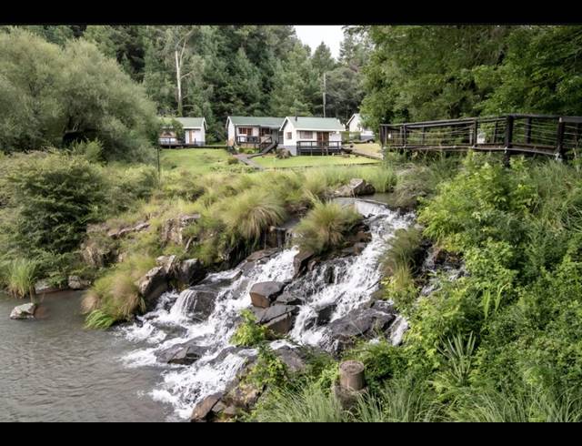 36,000M² LODGE FOR SALE IN UNDERBERG